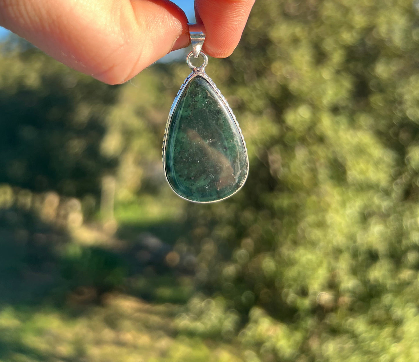 Pendentif en Zoïsite