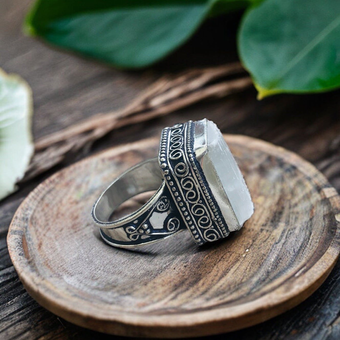 Selenite ring size 57.5