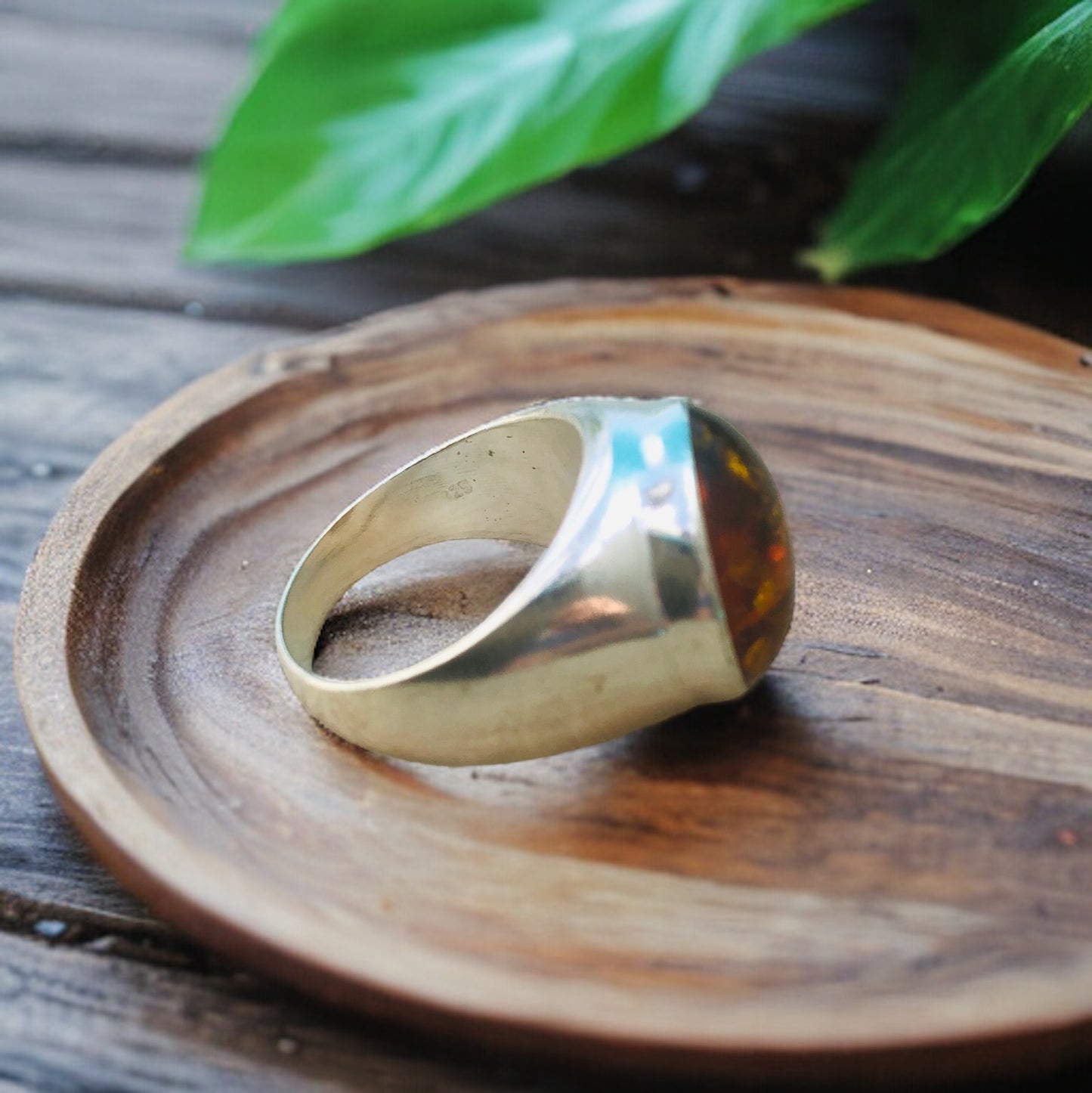 Amber ring size 57
