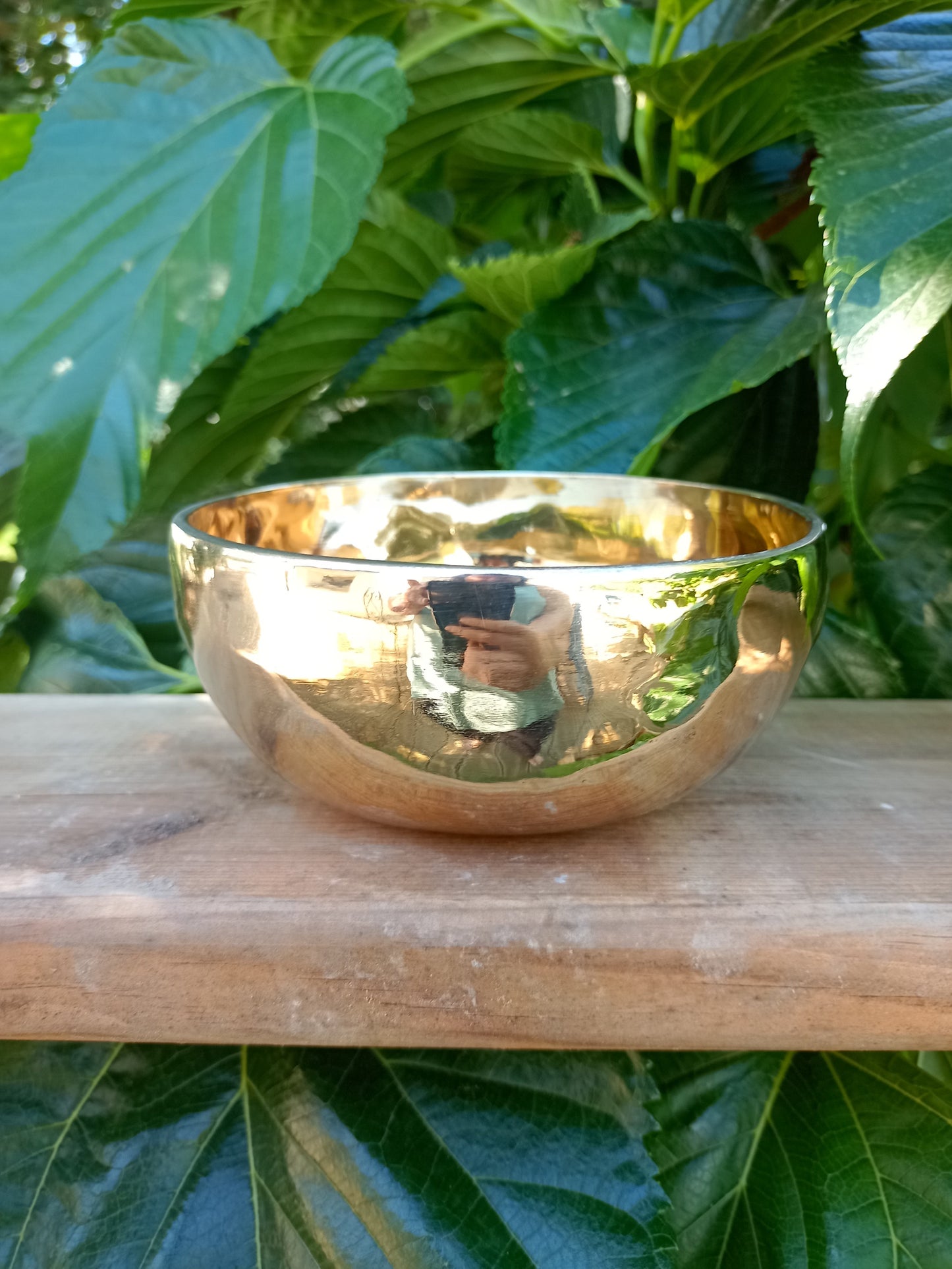 Shanti Tibetan Singing Bowl 14.5 cm gold color