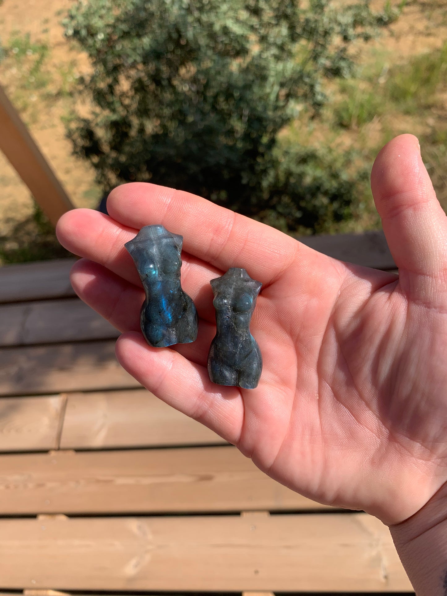 Mini bust of a woman in Labradorite