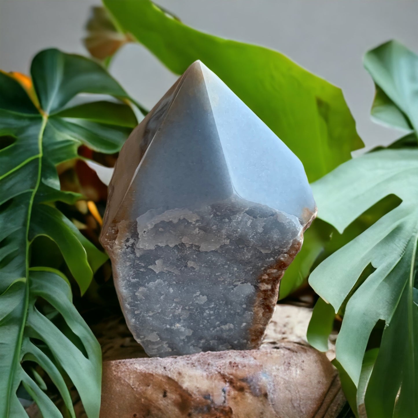 Raw & polished Angelite tip