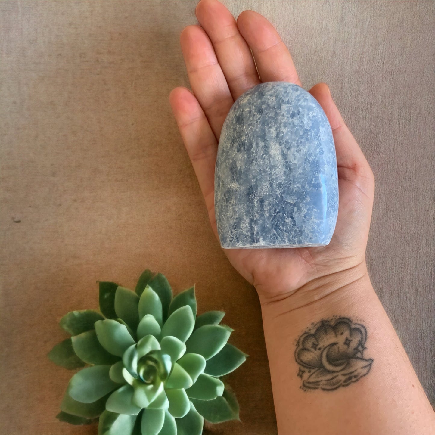Free form in blue calcite