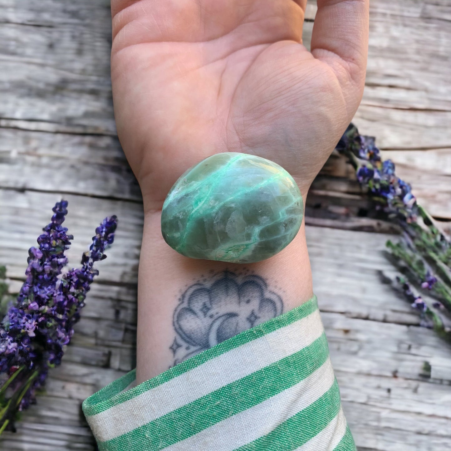 Green Moonstone Pebble - Garnierite