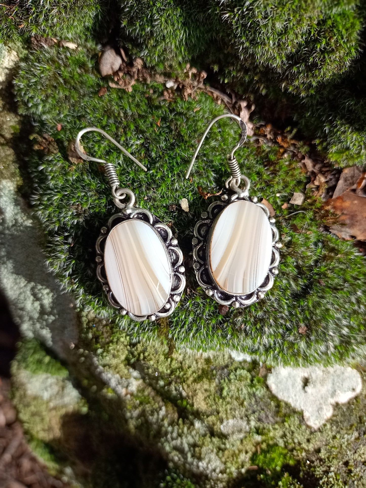 Boucles d’oreilles en Agate blanche & marron