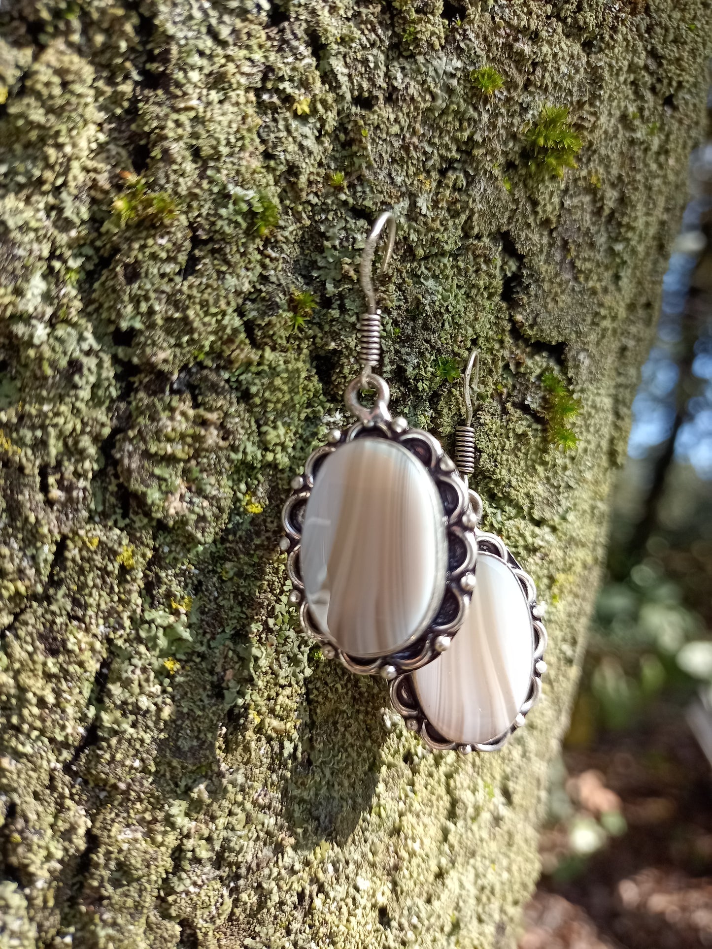 Boucles d’oreilles en Agate blanche & marron