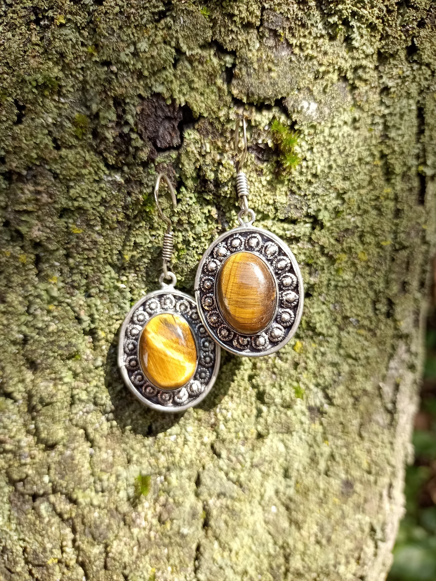 Boucles d’oreilles en Oeil de Tigre