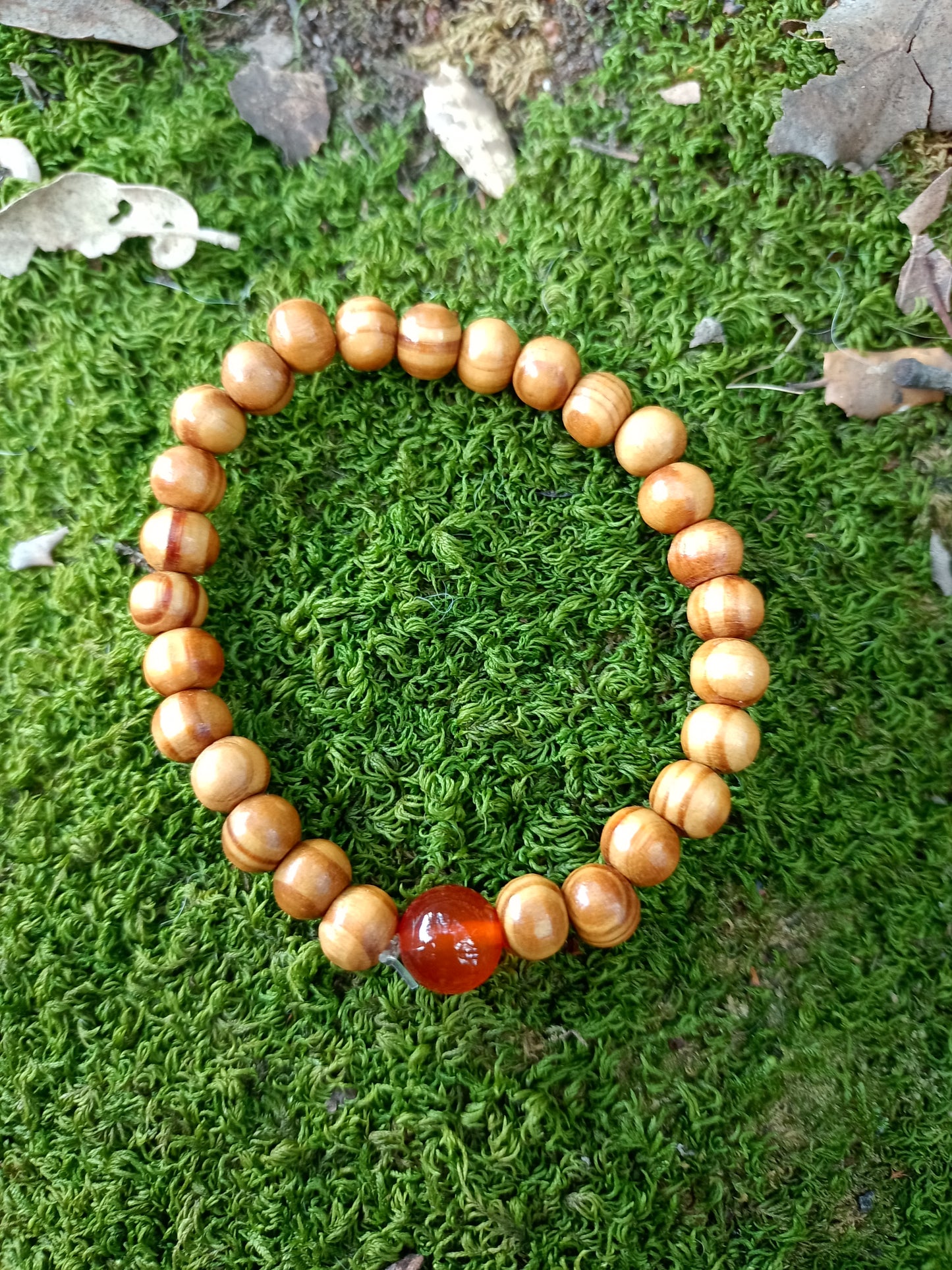 Cedar Wood & Carnelian Bracelet 8mm