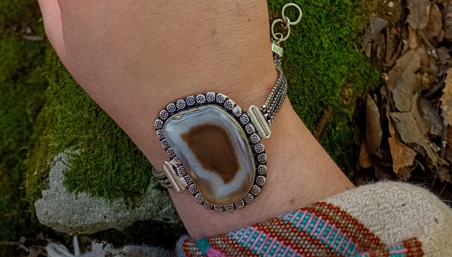 White & Brown Agate Bracelet