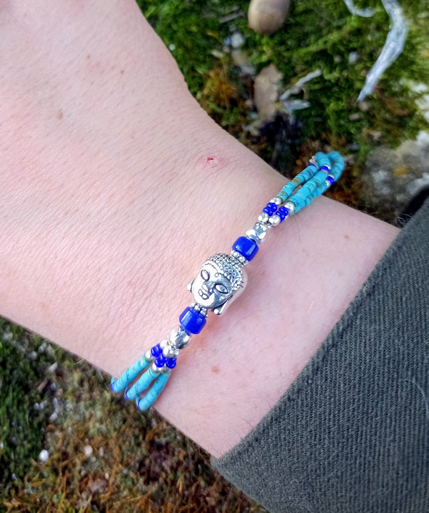 Bracelet Tibétain en Turquoise Africaine, perles fantaisies & Bouddha