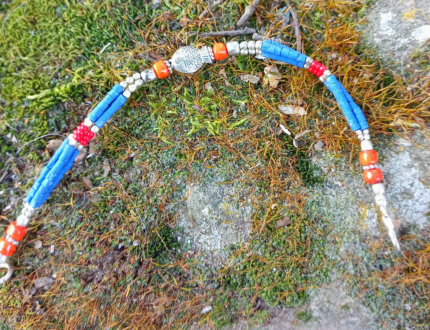 Bracelet Tibétain en Lapis-Lazuli, perles fantaisies & Poisson