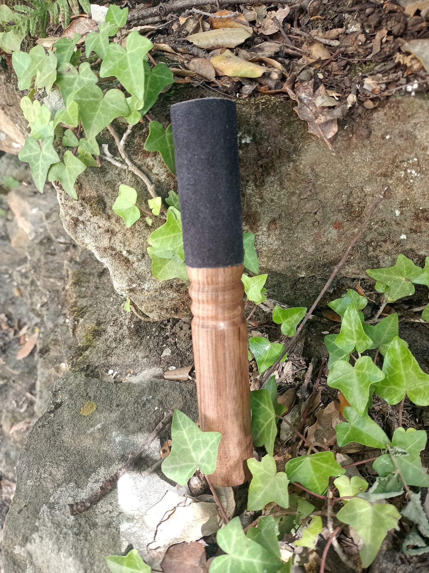 Black chamois leather wooden stick 17 cm
