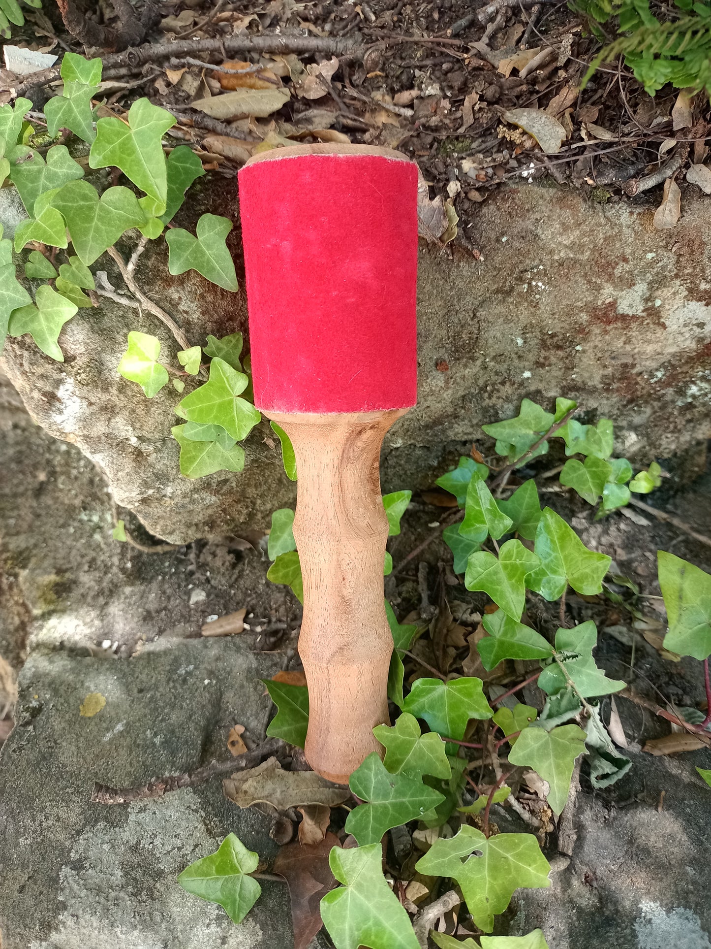 Wooden and red leather stick 19cm diameter 5cm