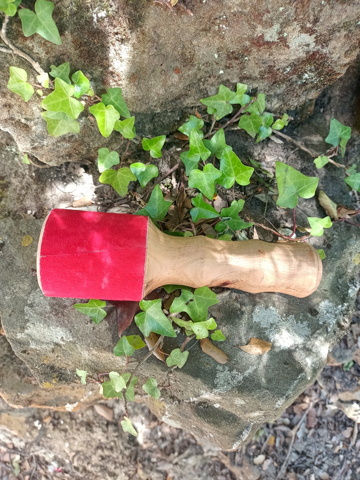 Wooden and red leather stick 19cm diameter 6.5cm