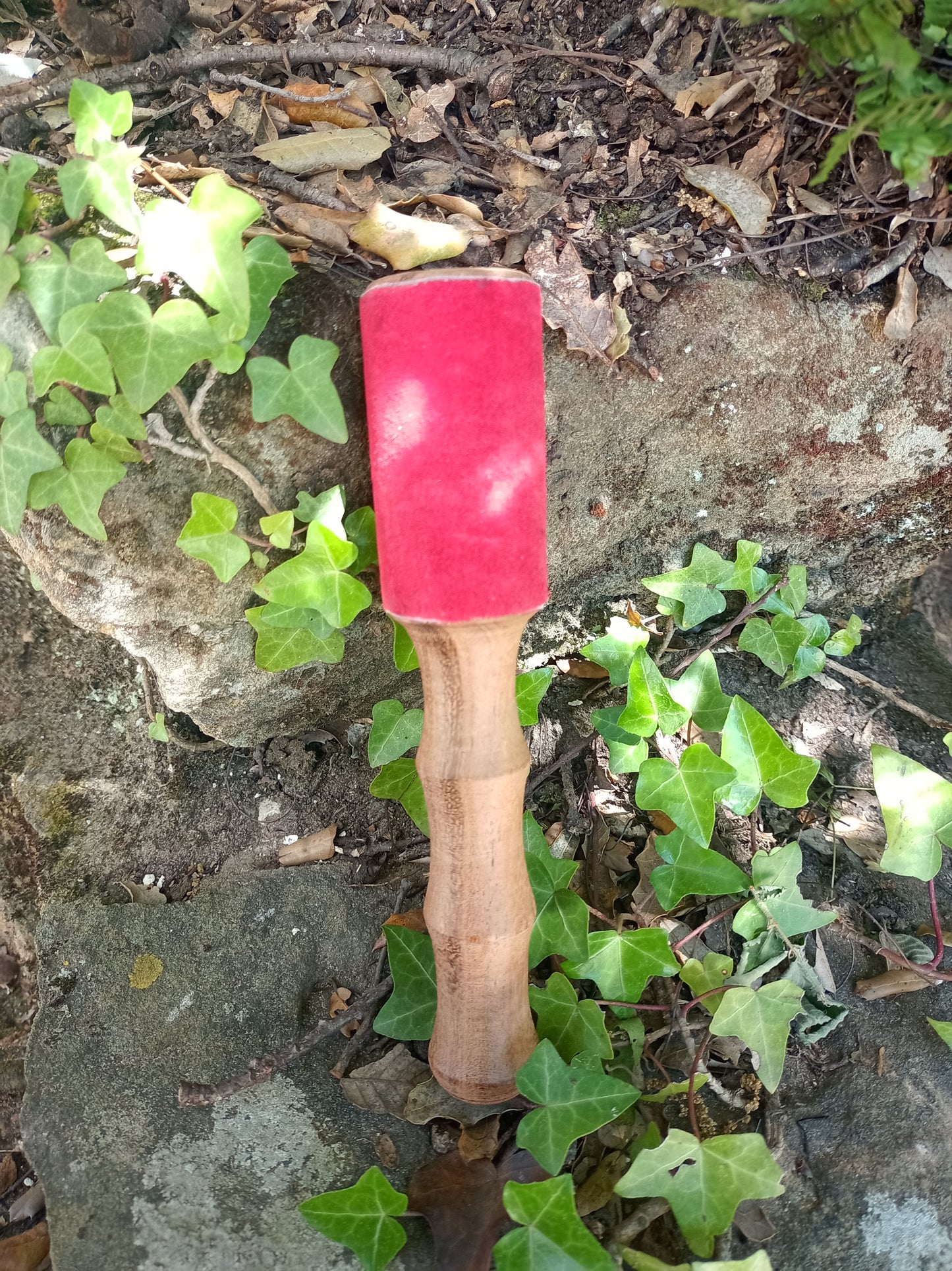 Wooden and red leather stick 19cm diameter 4cm
