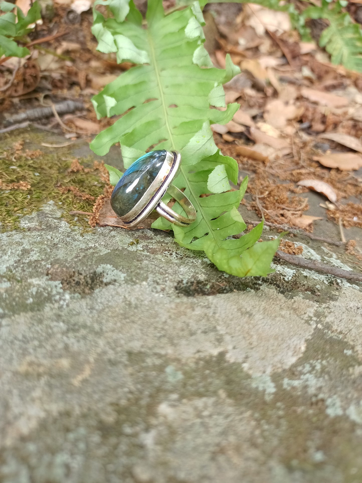 Bague en Labradorite Bleue taille 59