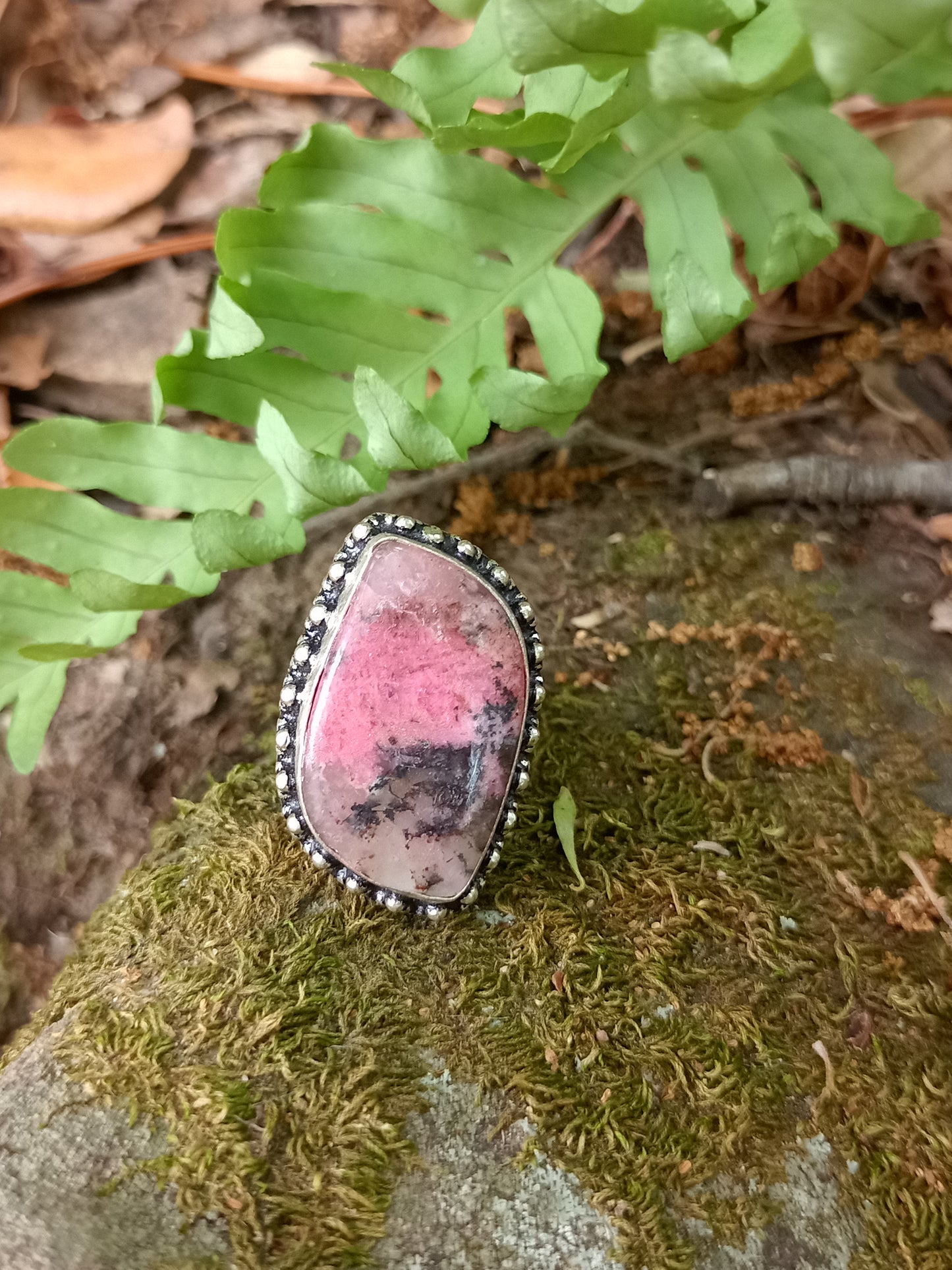 Rhodonite ring size 55