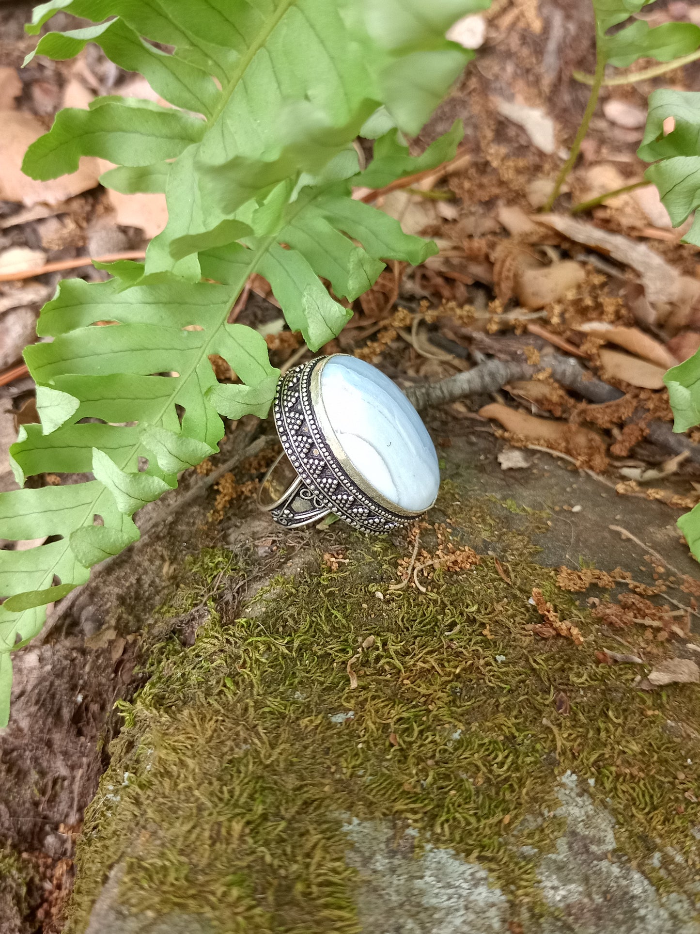 Chalcedony ring size 58
