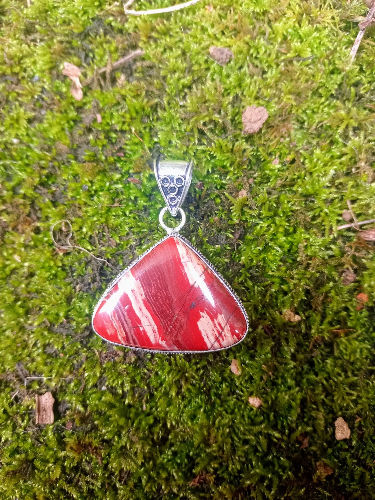 Pendentif en Jaspe Rouge
