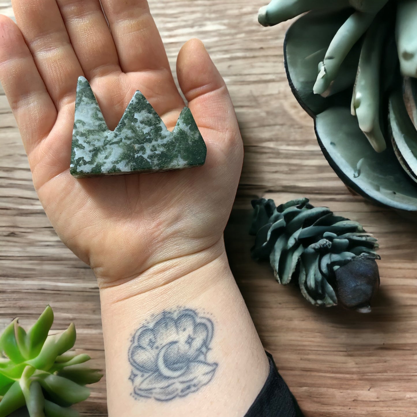 Moss Agate Mountain