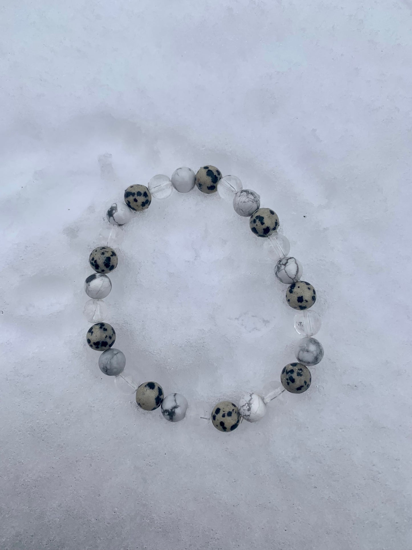 Bracelet for relieving stress and anxiety
