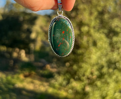 Pendentif en Héliotrope ou Jaspe sanguin