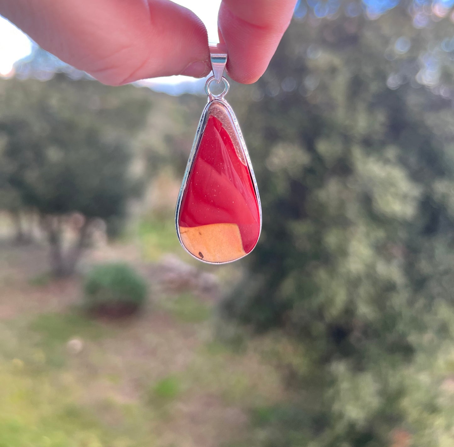 Pendentif en Jaspe Mokaïte