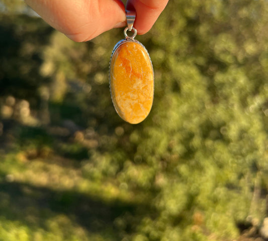 Pendentif en Jaspe jaune