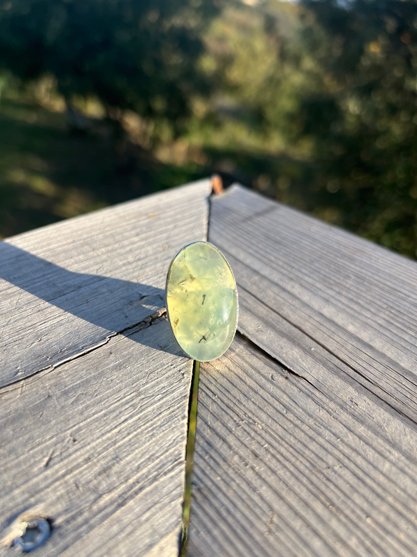 Bague en Préhnite taille 52