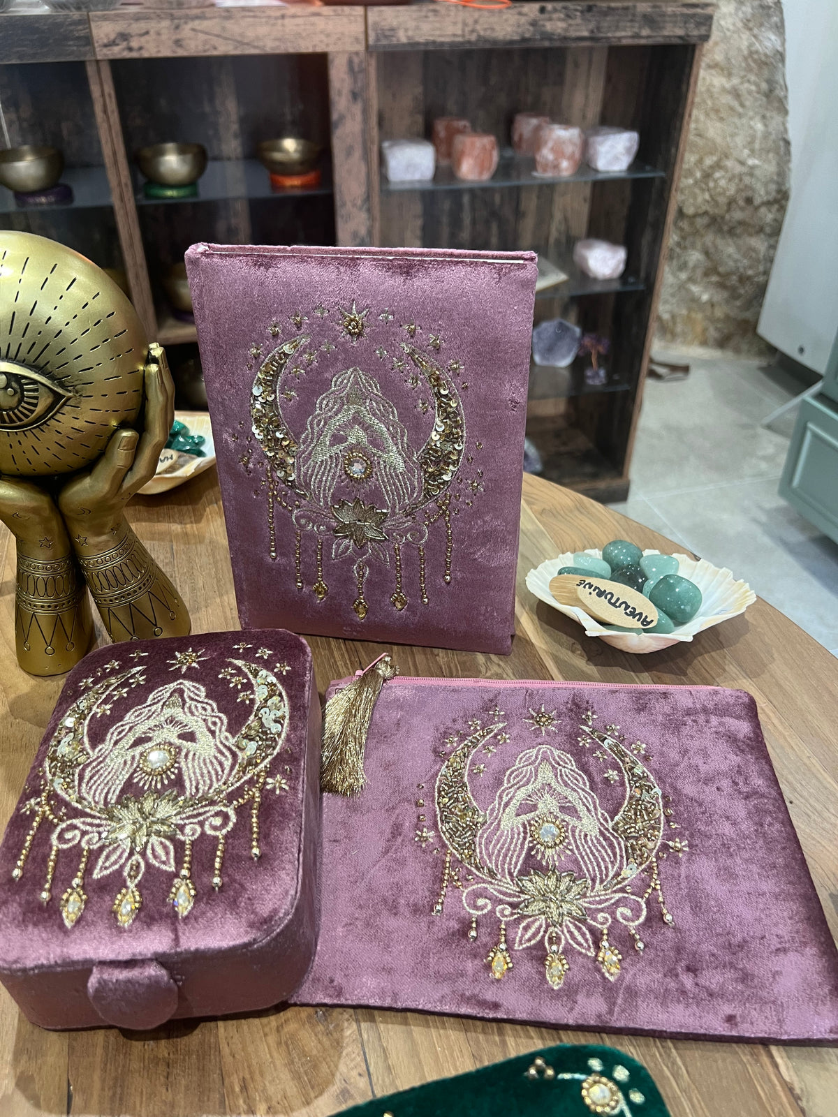 Trio ou à l’unité cahier, trousse, boîte déesse rose