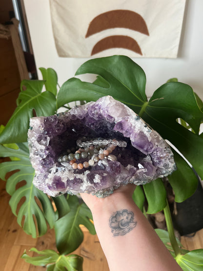 Géode en Améthyste et Calcite