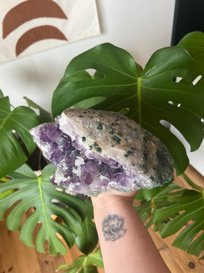 Géode en Améthyste et Calcite