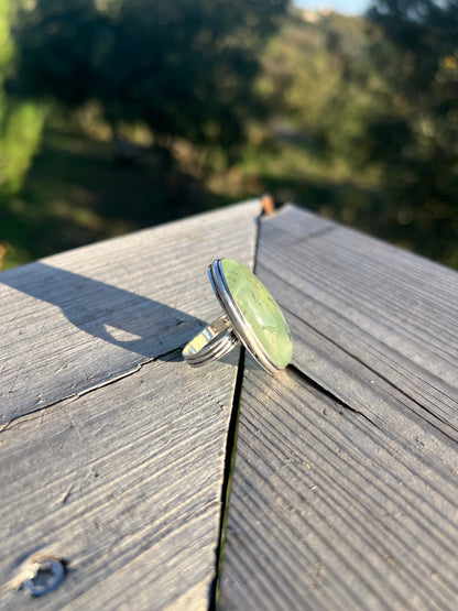 Bague en Préhnite taille 52