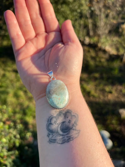 Pendentif en Pierre de Lune verte ou Garniérite