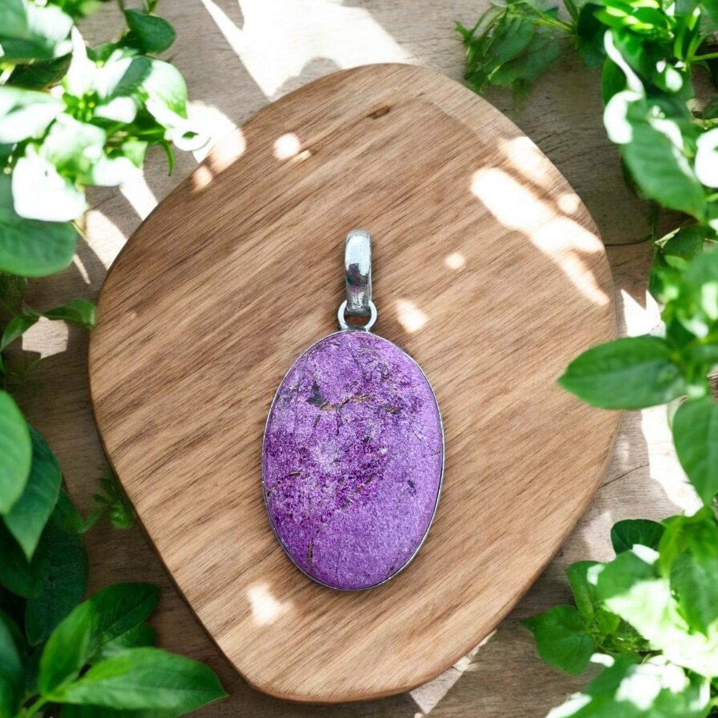 Pendentif en Purpurite