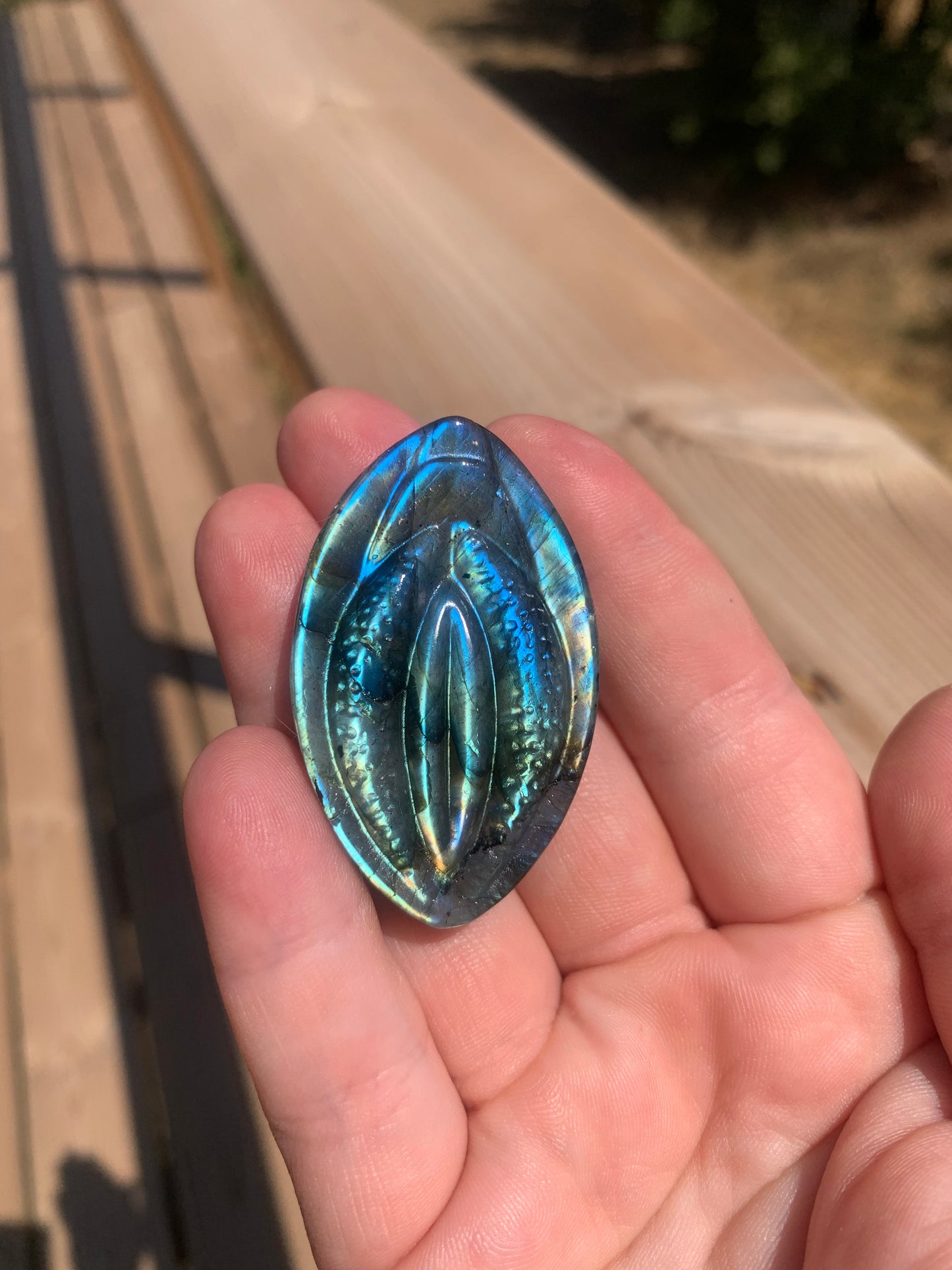 Yoni - Vulve Labradorite - Pierre de Lune