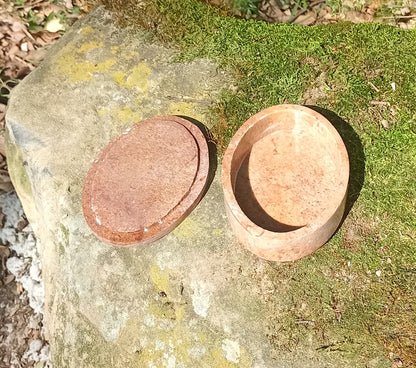 Boite symbole Ankh ovale en pierre à savon Rosée
