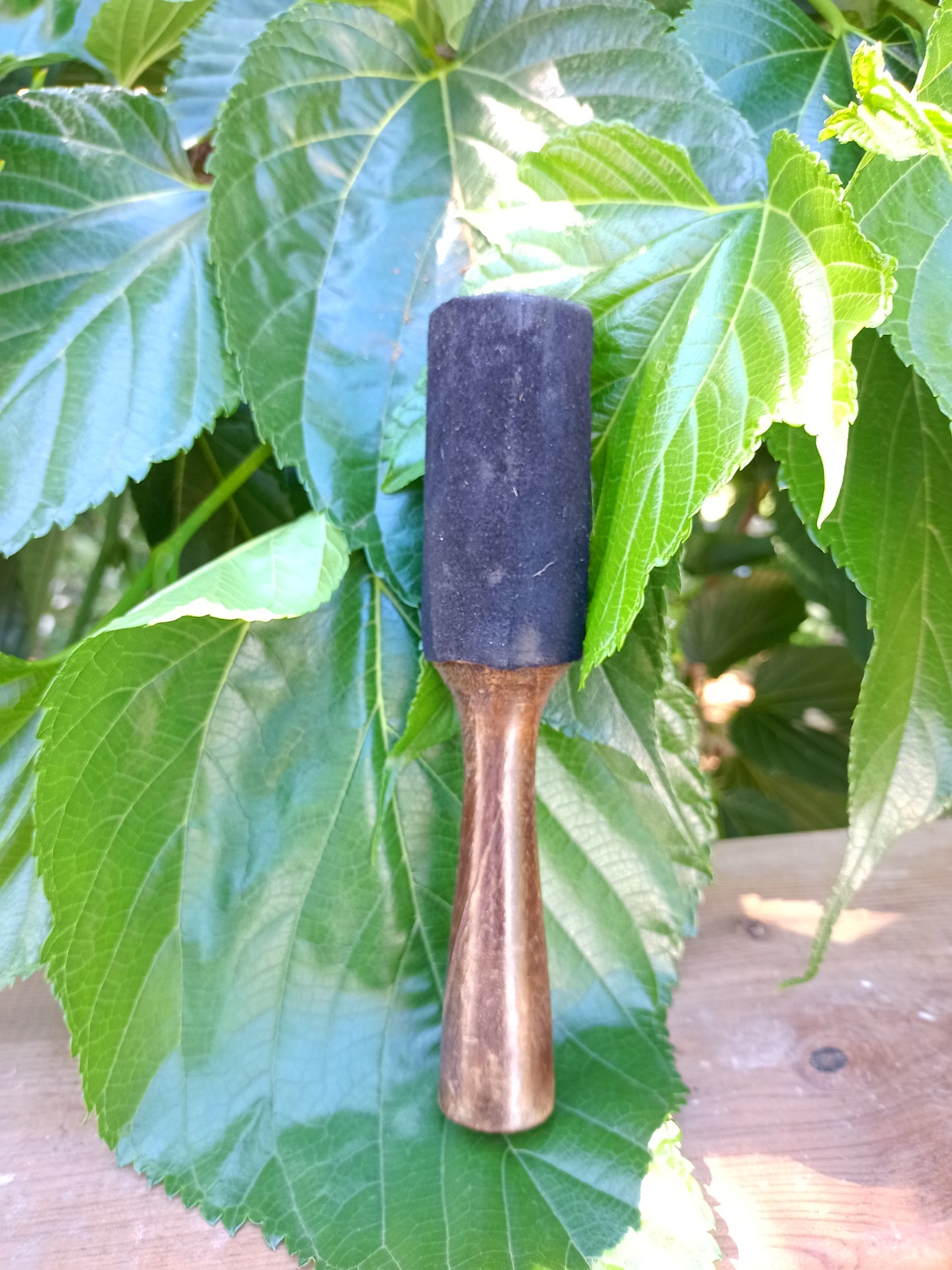 Baton bois peau de Chamois noir 17cm